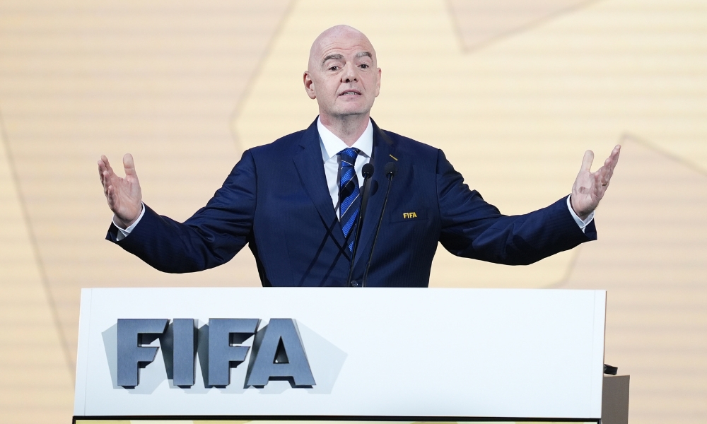 记者：意大利俱乐部签不起托纳利；球员认为未来会回米兰.